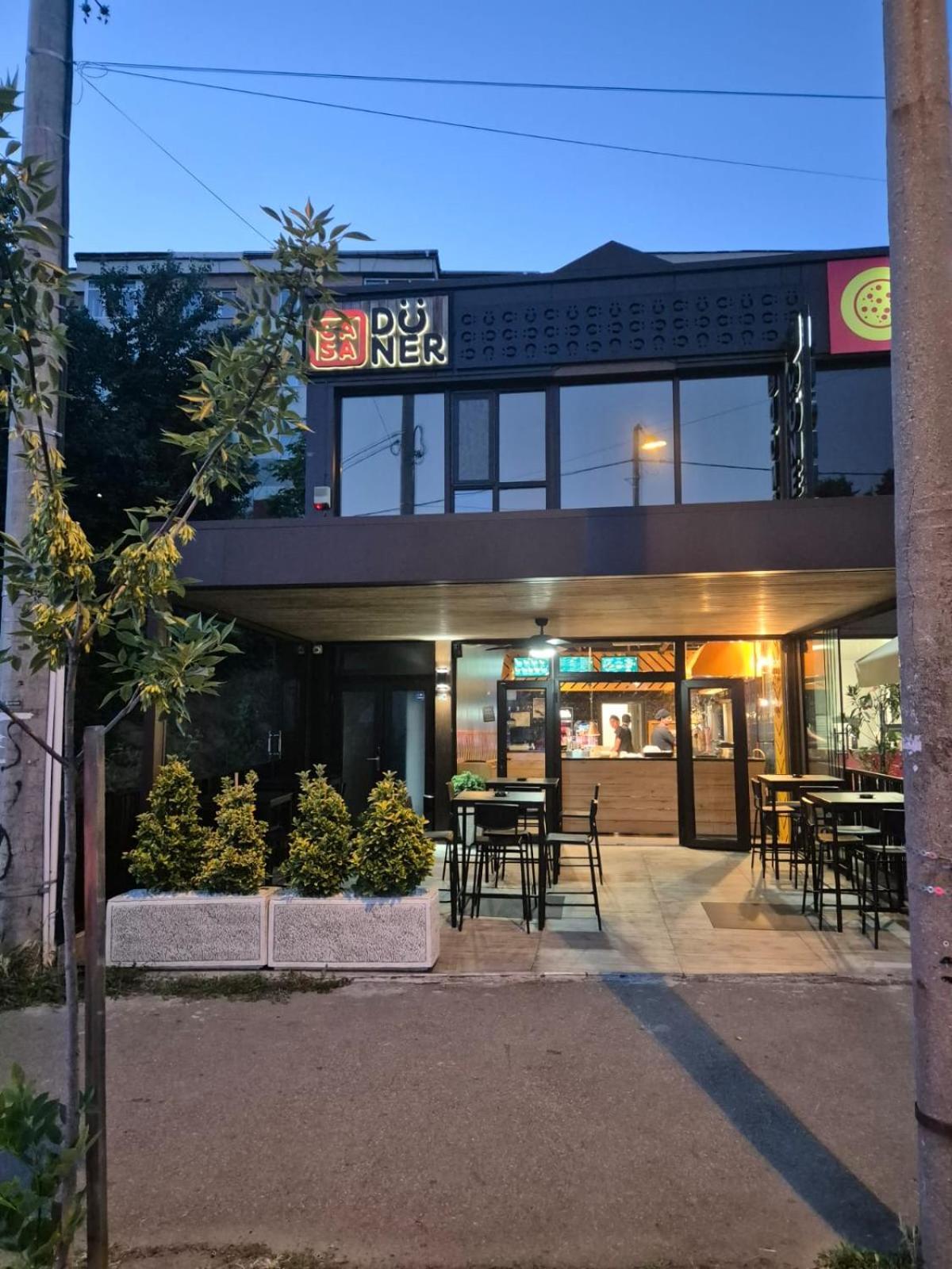 Casa Doner Rooms Krajowa Zewnętrze zdjęcie